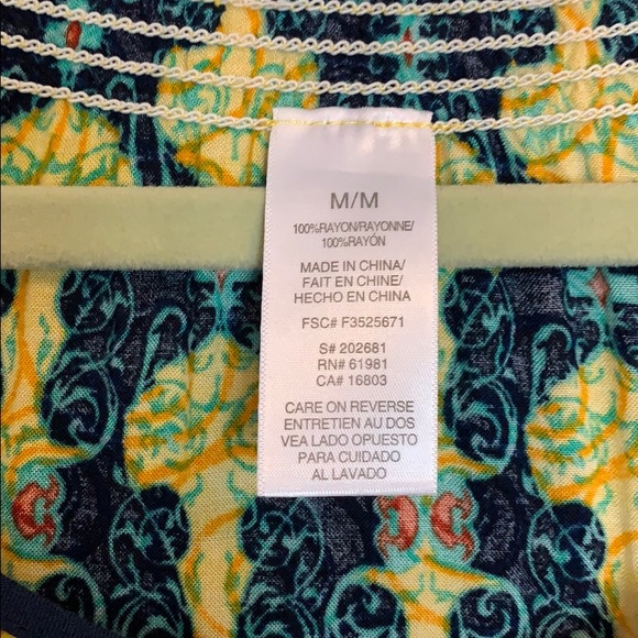 Yellow tribal print 3/4 sleeve Avon Dress Medium - Picture 8 of 8